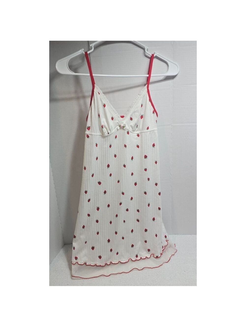 Women's Unbranded White & Red Strawberry Chemise Slip S